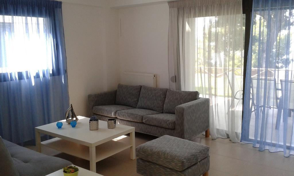 Aetofolia Stella Villas Fourka Room photo